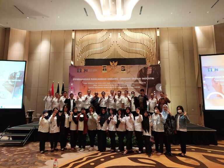 Sentra HKI UMM Ikuti Pembahasan RUU Desain Industri Bersama Kemenkumham di Grand Mercure Malang